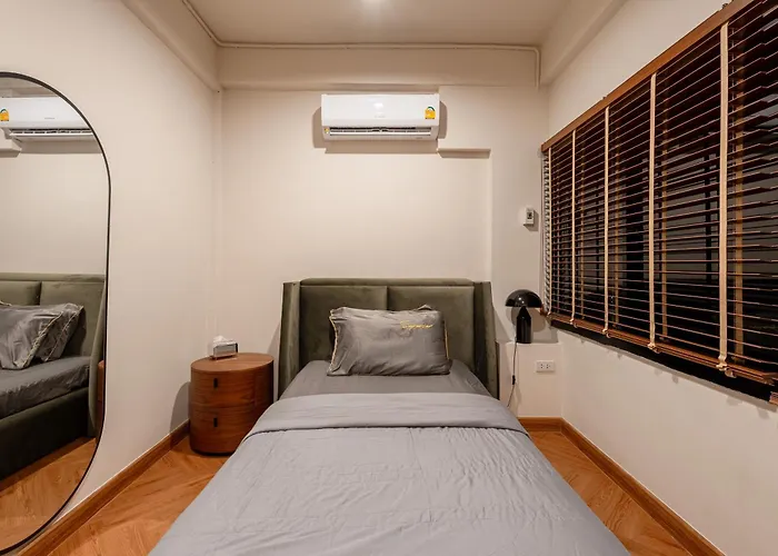 Wonderful Private In Sathorn Center Near Siam Проживание в семье