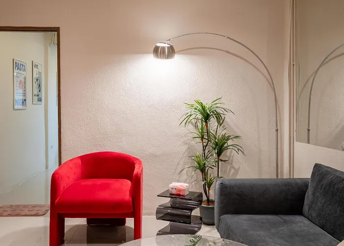 Wonderful Private In Sathorn Center Near Siam Бангкок